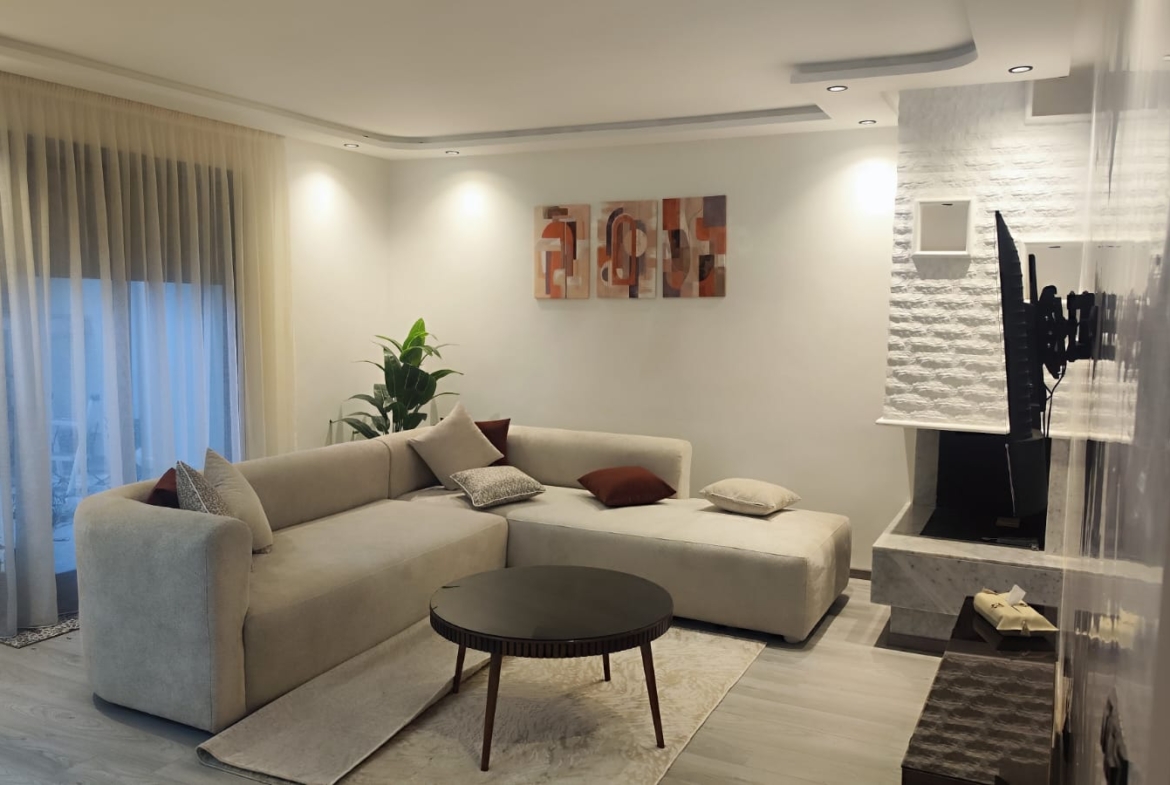 À louer – Bel appartement meublé rénové à neuf avec grande terrasse – Bourgogne